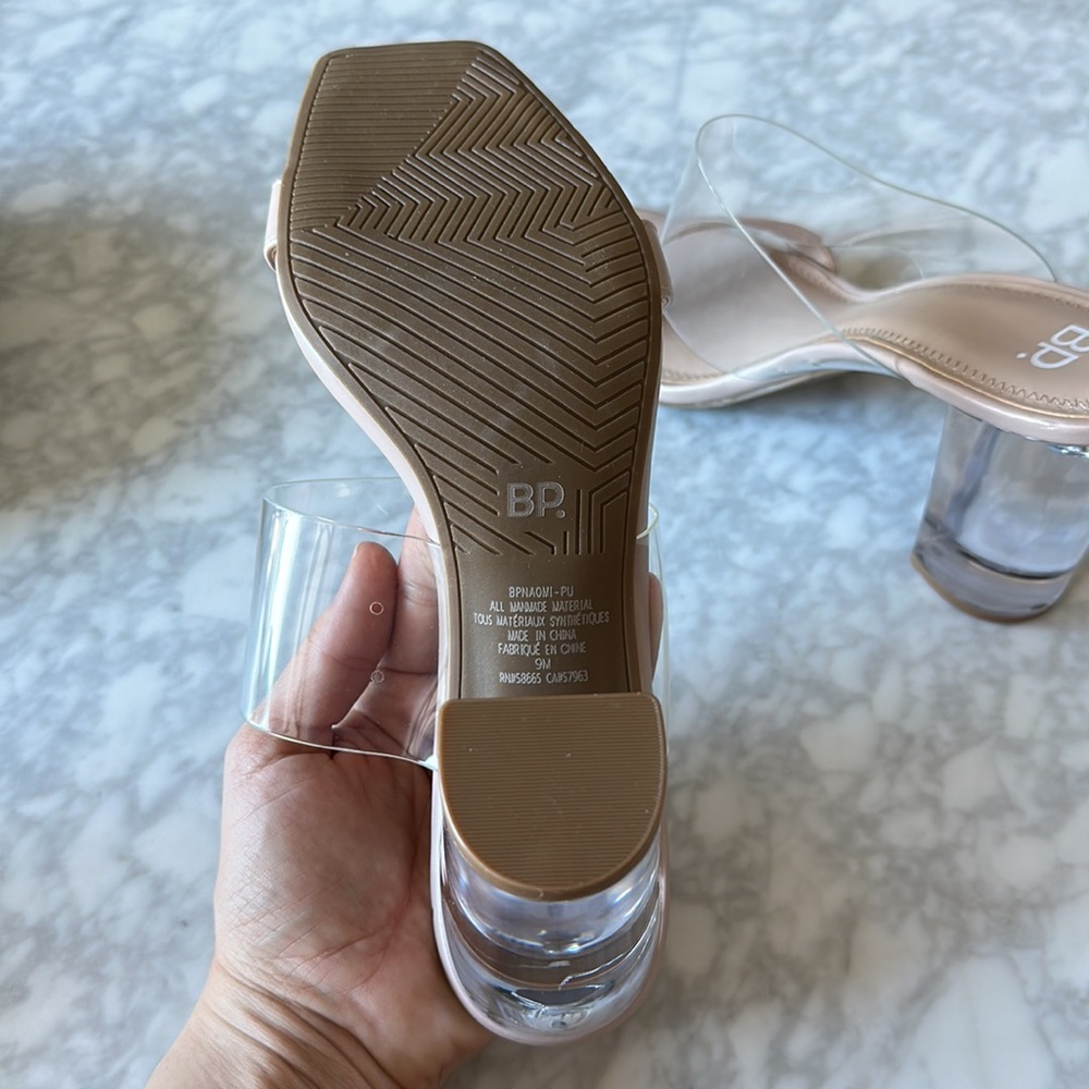 BP Nola Nude & Clear Pump NWOT - Picture 4 of 4